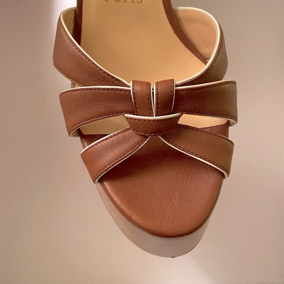 Christian Louboutain “Foolanjalili” sandals. - Picture 4 of 8